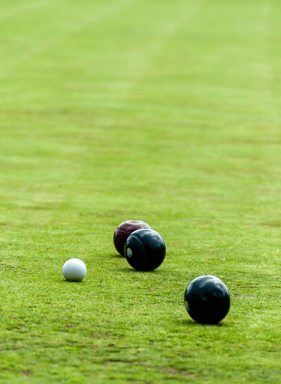 Social sports: Bowls and pétanque